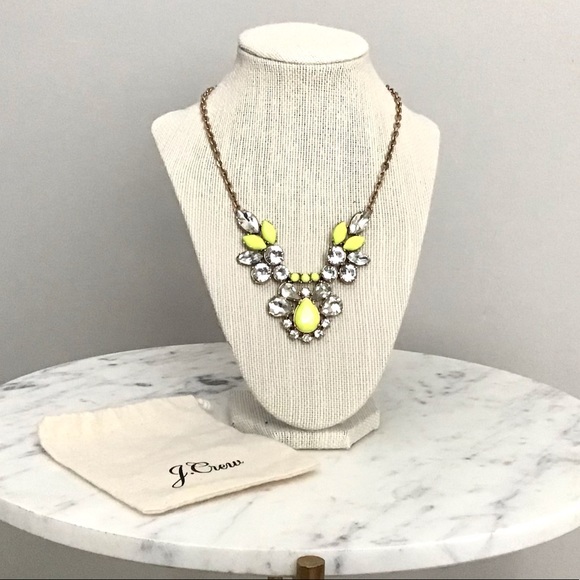 ASO Sofia Vergara as Gloria in Modern Family Gemstone Crystal Statement Necklace - Picture 11 of 12